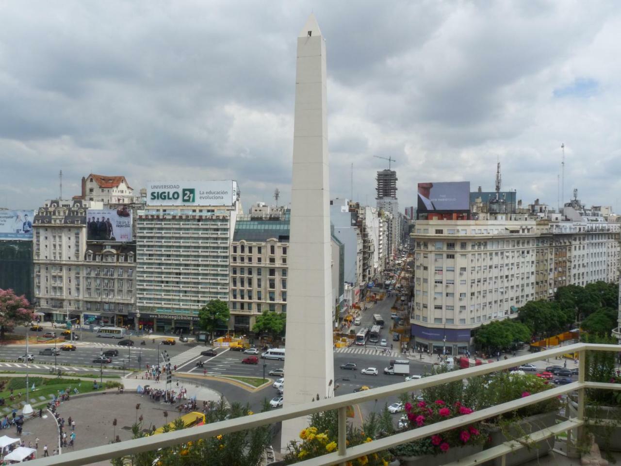 Penthouse frente al Obelisco con terraza Appartamento Buenos Aires Esterno foto